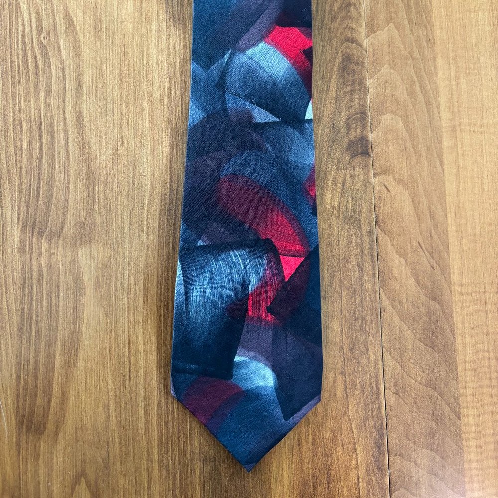 Robert Daskal Vintage Signed Silk Hand painted Tie